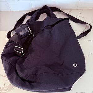lululemon “On my Level” Bag 2.0 19L